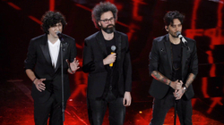 Ermal Meta rikthehet në Sanremo për të performuar me Simone Cristicchin
