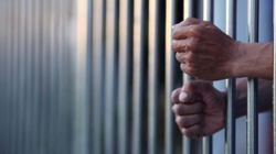 Katër persona dënohen me nga 4 vjet burgim e gjobë për grabitje në Vitomiricë të Pejës