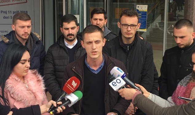 Studentët akuzojnë ministrin Bytyqi për punësime partiake