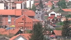 Serbët e Kurshumlisë paralajmërojnë bllokimin e Merdarit