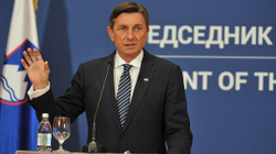 Pahor: Korrigjimi i kufijve nuk bën t’i dëmtojë shtetet e rajonit