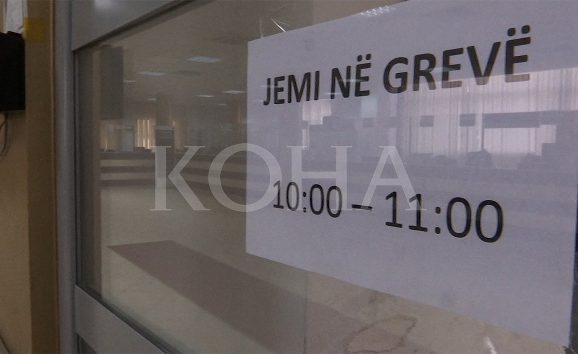 Shërbyesit Civilë e pezullojnë grevën, pos atyre të Prishtinës që e radikalizojnë atë