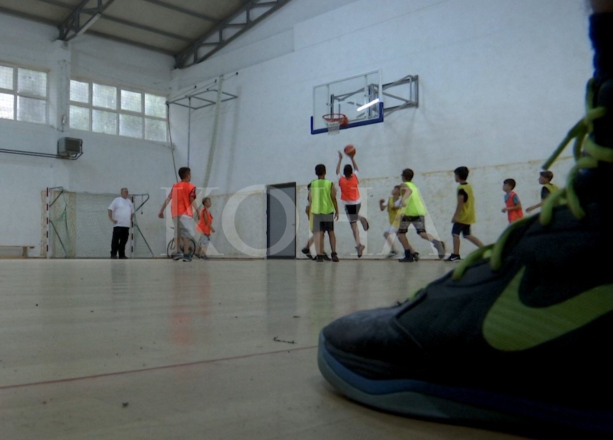 Të rinjtë e KB Kaçanikut po përgatiten për turneun e basketbollit të organizuar nga “BRICK”