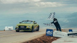 Bentley Continental GT thyen rekordin në “Pikes Peak” për veturat serike