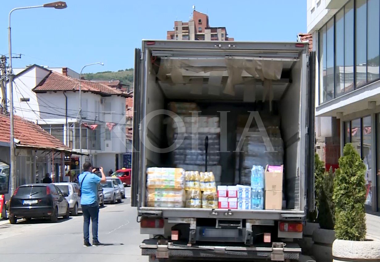 Serbët në veri të pa interesuar të blejnë produktet nga “dyqanet” e hapura nga Qeveria e Kosovës