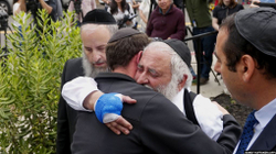 Hebrenjtë e rinj në Evropë më të ekspozuar ndaj anti-semitizmit