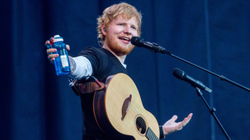 Ed Sheeran thyen rekordin e shitjes së biletave me turneun e tij “Divide Tour”