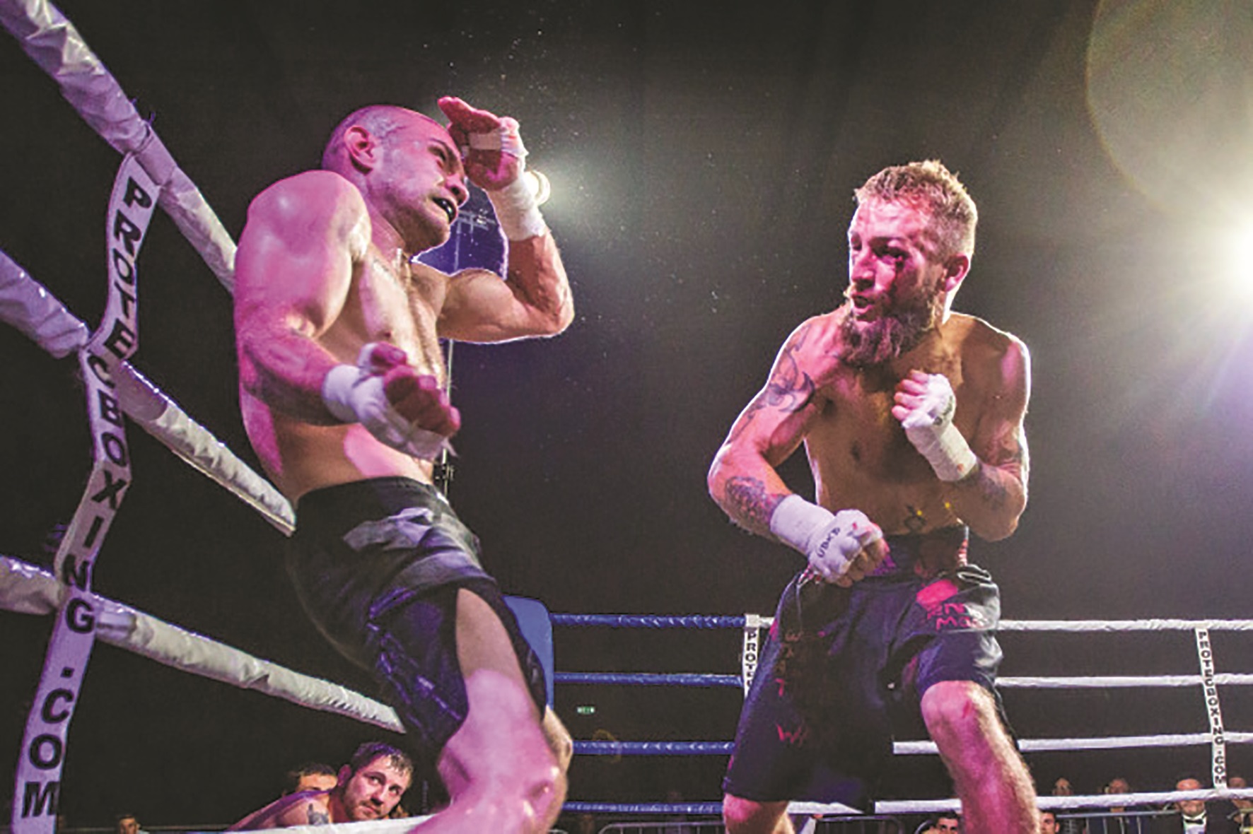 Der brutale Boxsport ohne Handschuhe - KOHA.net