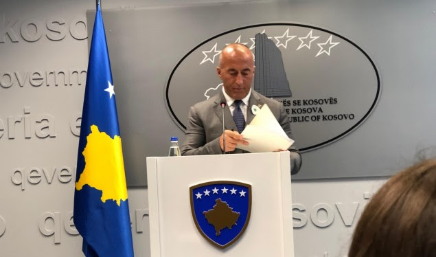 Me një minutë heshtje për gjenocidin në Srebrenicë mbahet mbledhja e Qeverisë