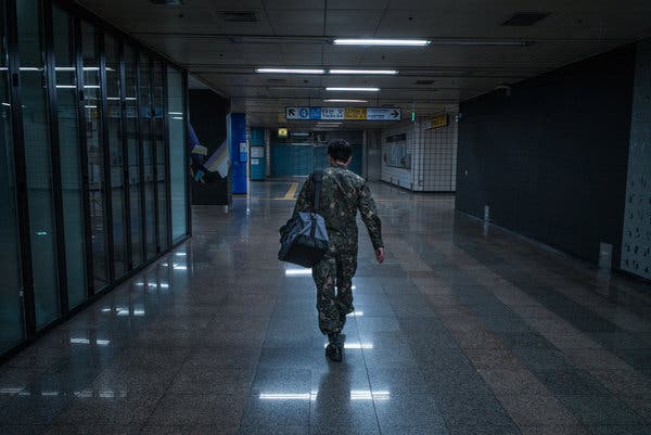 Në Korenë Jugore homoseksualët shërbejnë në ushtri, ama persekutohen