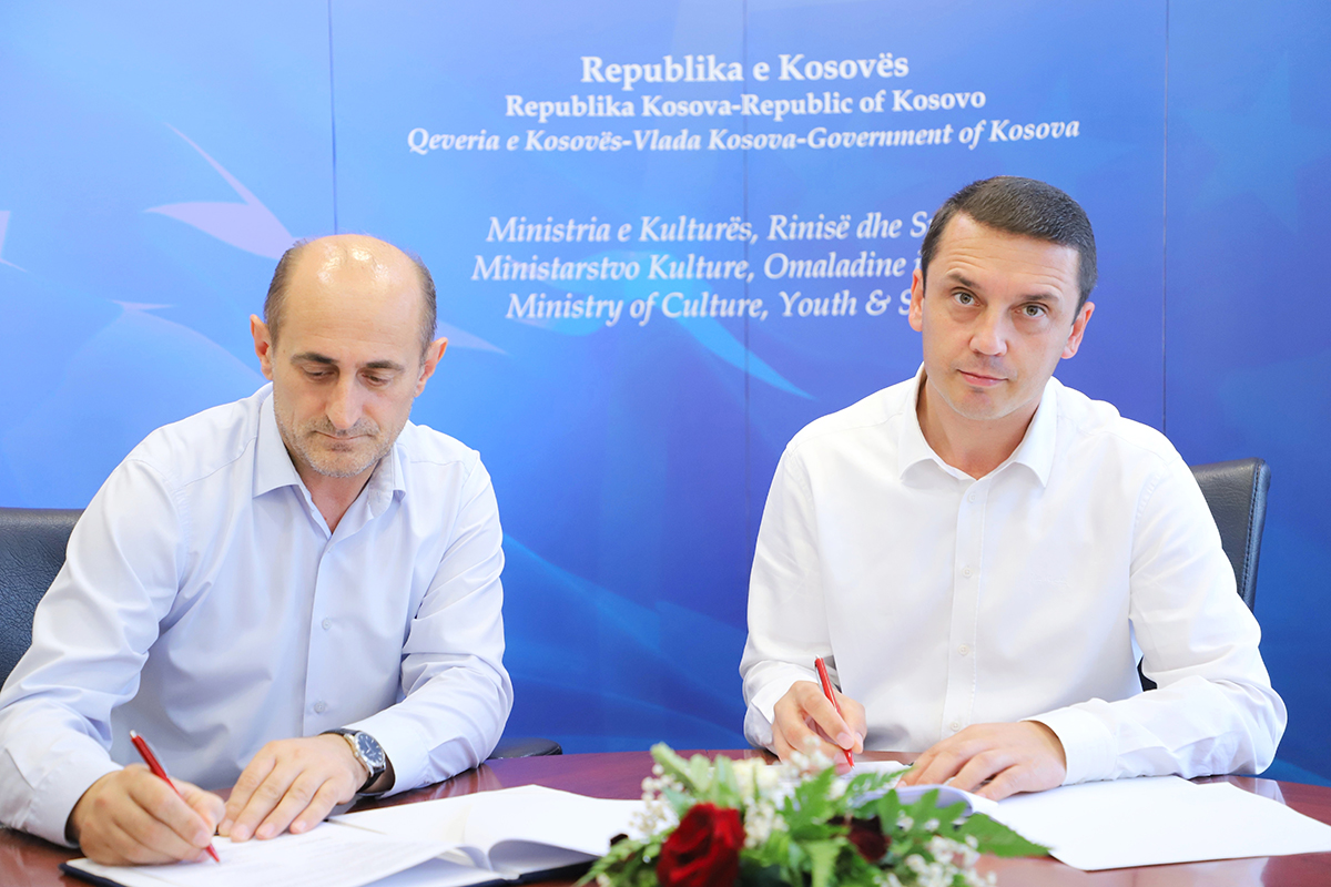 MKRS e DVV International me marrëveshje për aftësimin e të rinjve në teknologji informatike e ndërmarrësi