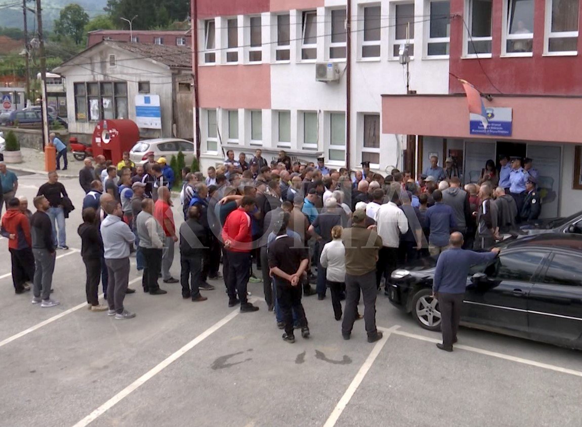 3 protesta për një muaj kundër hidrocentraleve në lumin Lepenc – ende pa zgjidhje