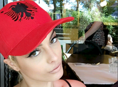 Bebe Rexha rekomandon “fërgesën shqiptare”, gjellën “më të shijshme që keni hëngër”