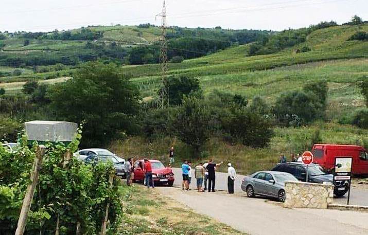 Tjetër aksident në vendin e njëjtë në Rahovec ku vdiqën tre persona, ky pa pasoja në njerëz