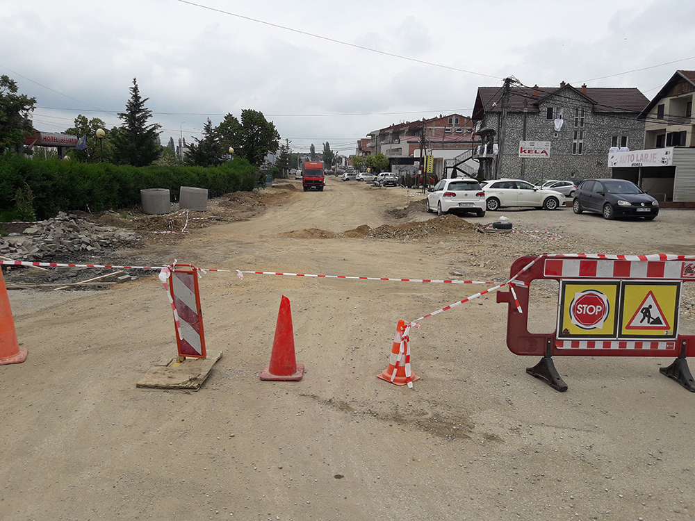 VV: Pushteti i Podujevës keqpërdori buxhetin me 2 projekte për një rrugë