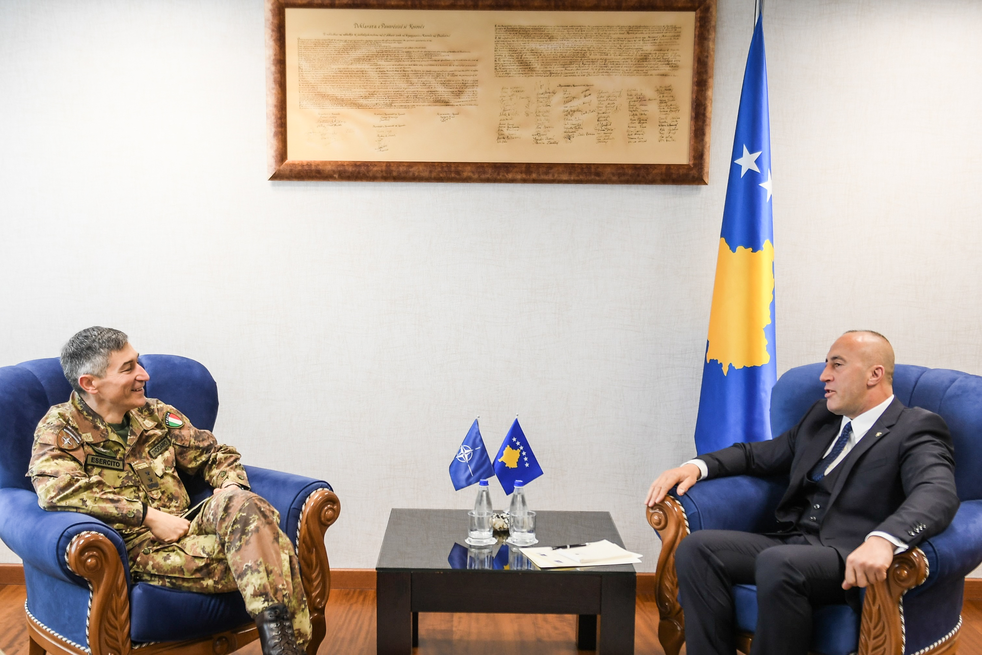 Haradinaj takohet me gjeneralin e KFOR-it, thonë se situata në Kosovë është stabile