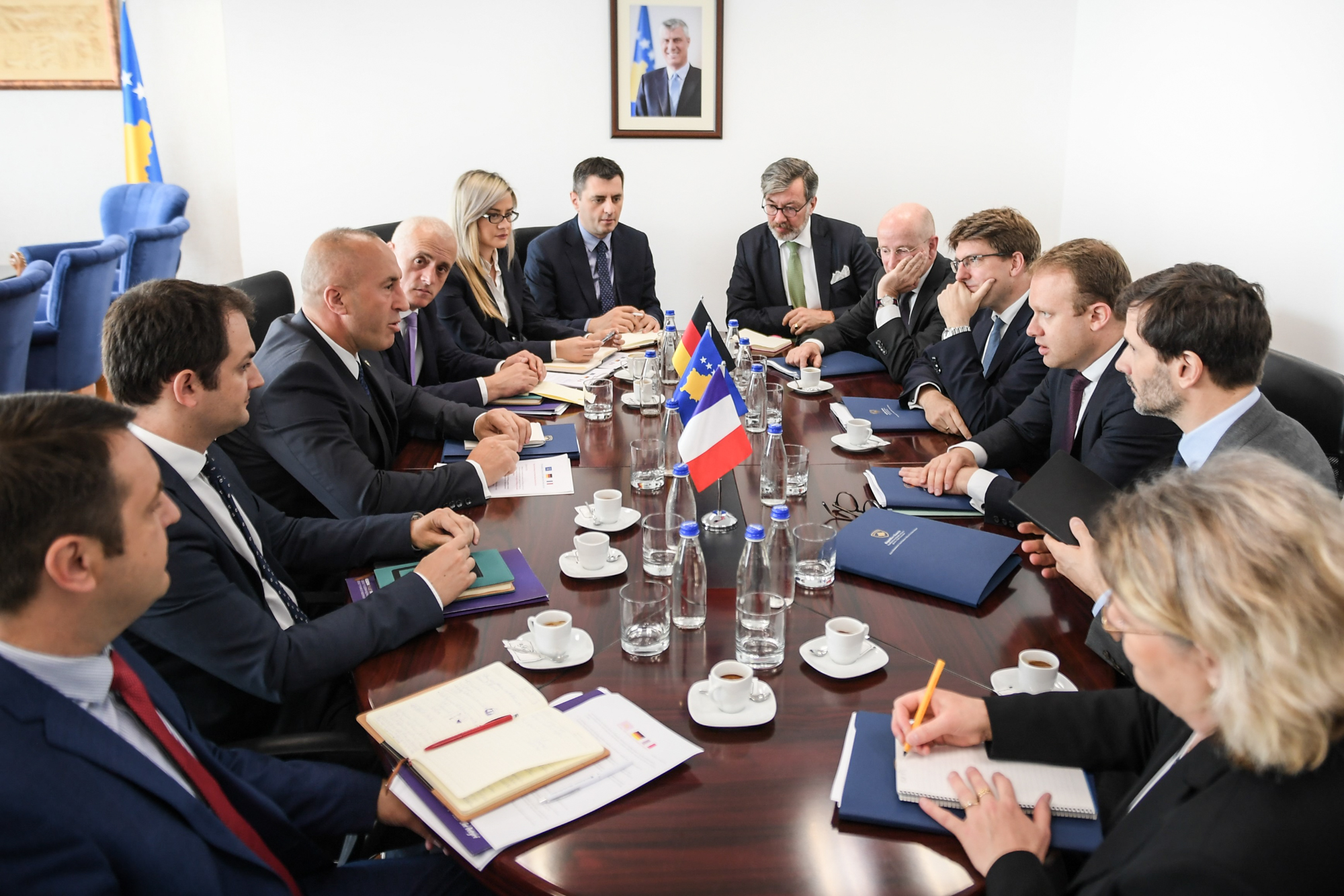 Haradinaj: Marrëveshje Kosovë-Serbi vetëm në kufijtë ekzistues