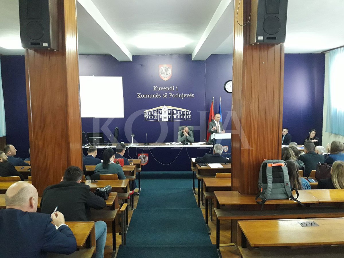 Anulohet vendimi që ia ndalonte KEDS-it vendosjen e njehsorëve nëpër shtylla në Podujevë