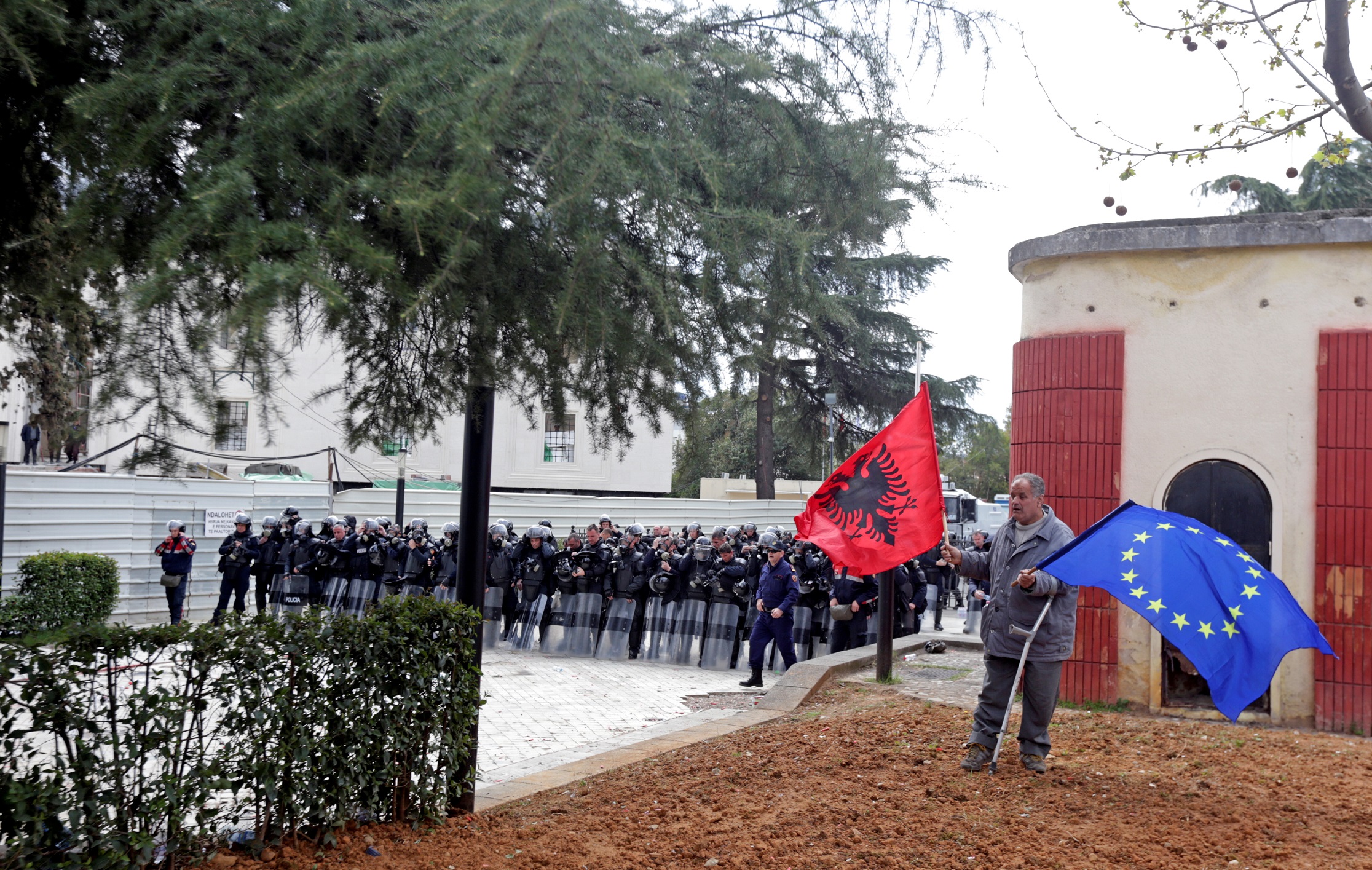 Reuters: Maqedonia e Veriut afër hapjes së negociatave, por jo edhe Shqipëria