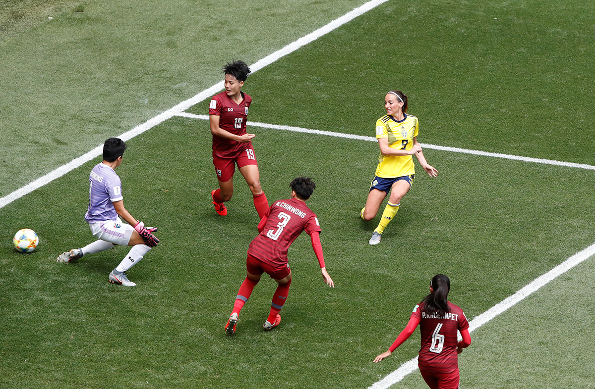Kosovare Asllani shënon ndaj Tajlandës në Botëror