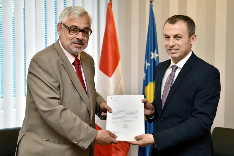 Reçica: Zvicra ratifikoi marrëveshjen për sigurime sociale me Kosovën