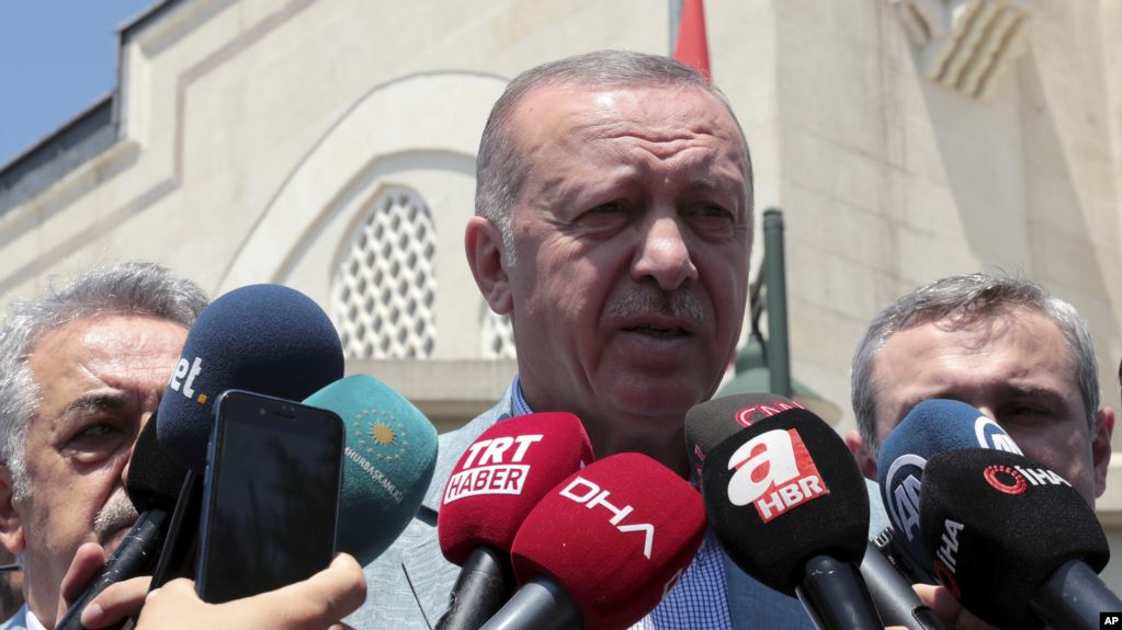 Erdogan thotë se do të hakmerrej ndaj sanksioneve nga SHBA-ja