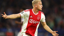 Van de Beek me kontratë te re te Ajaxi