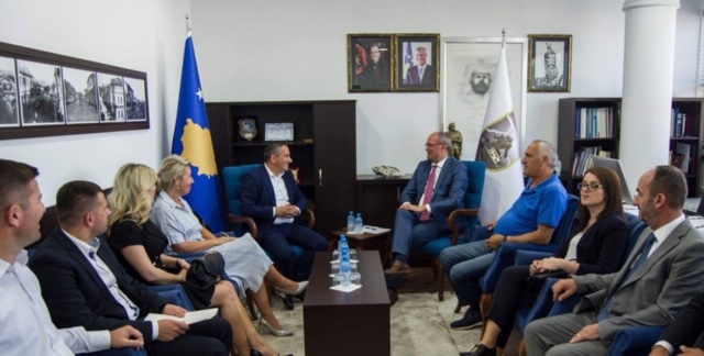Matoshi thotë se investimet në Ferizaj kalojnë shumën e një milion eurove