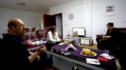 Familja që ofron ngrohtësi për fëmijët e pastrehë