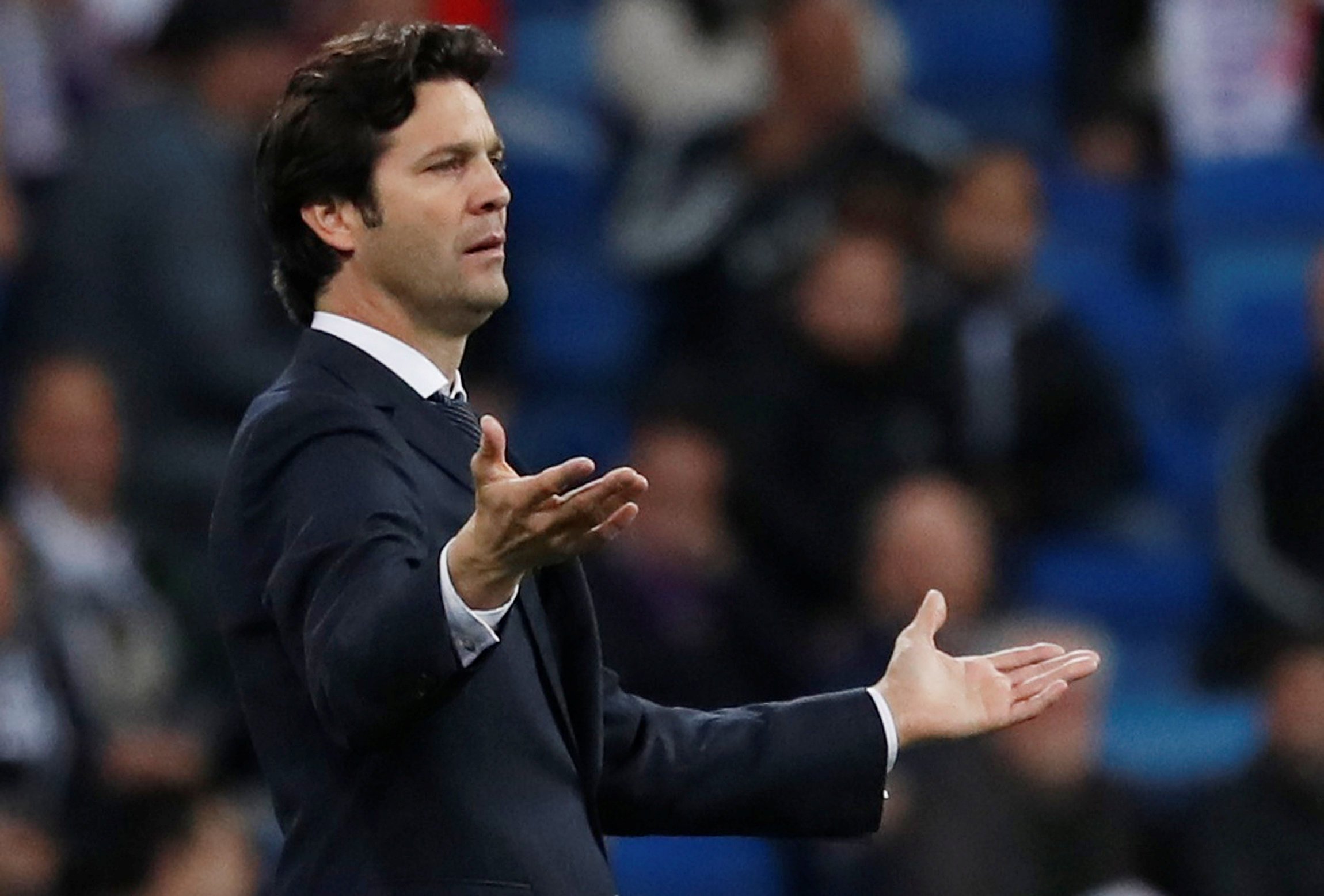 Real Madridi rikthen trajnerin portugez në “Santiago Bernabeu”, kërkon Mourinhon