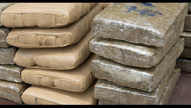 Policia malazeze bllokon 84 kg kanabis në Tuz, trafikanti ikën në Shqipëri
