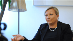Ambasadorja e Finlandës: Taksa të hiqet, për liberalizimin e vizave ka ende punë