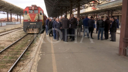 Punëtorët e “Infrakos-it” paralajmërojnë ashpërsim të grevës nëse kërkesat e tyre nuk plotësohen