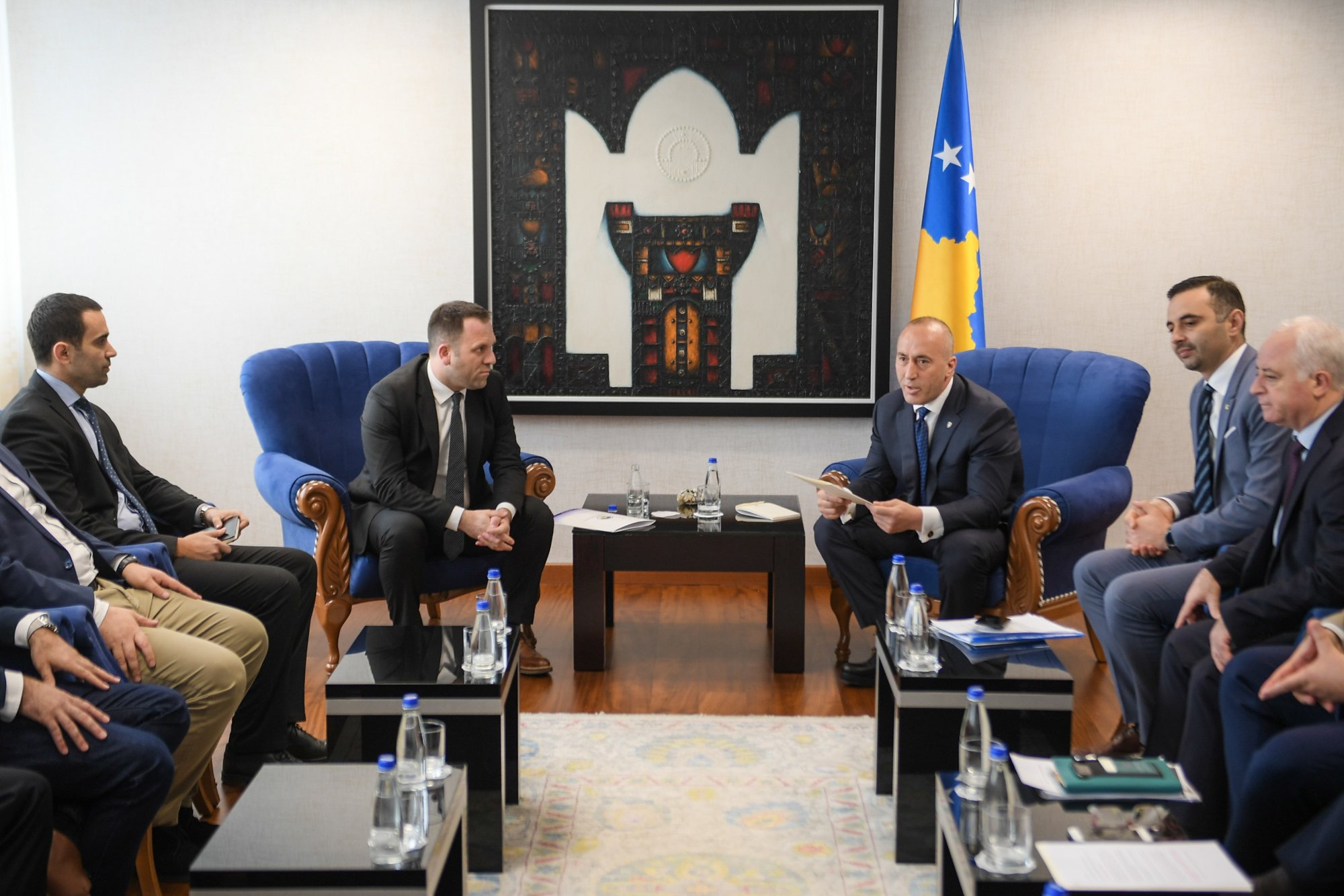 Haradinaj: Do të shohim mundësitë e furnizimit të rregullt me rrymë për prodhuesit vendorë