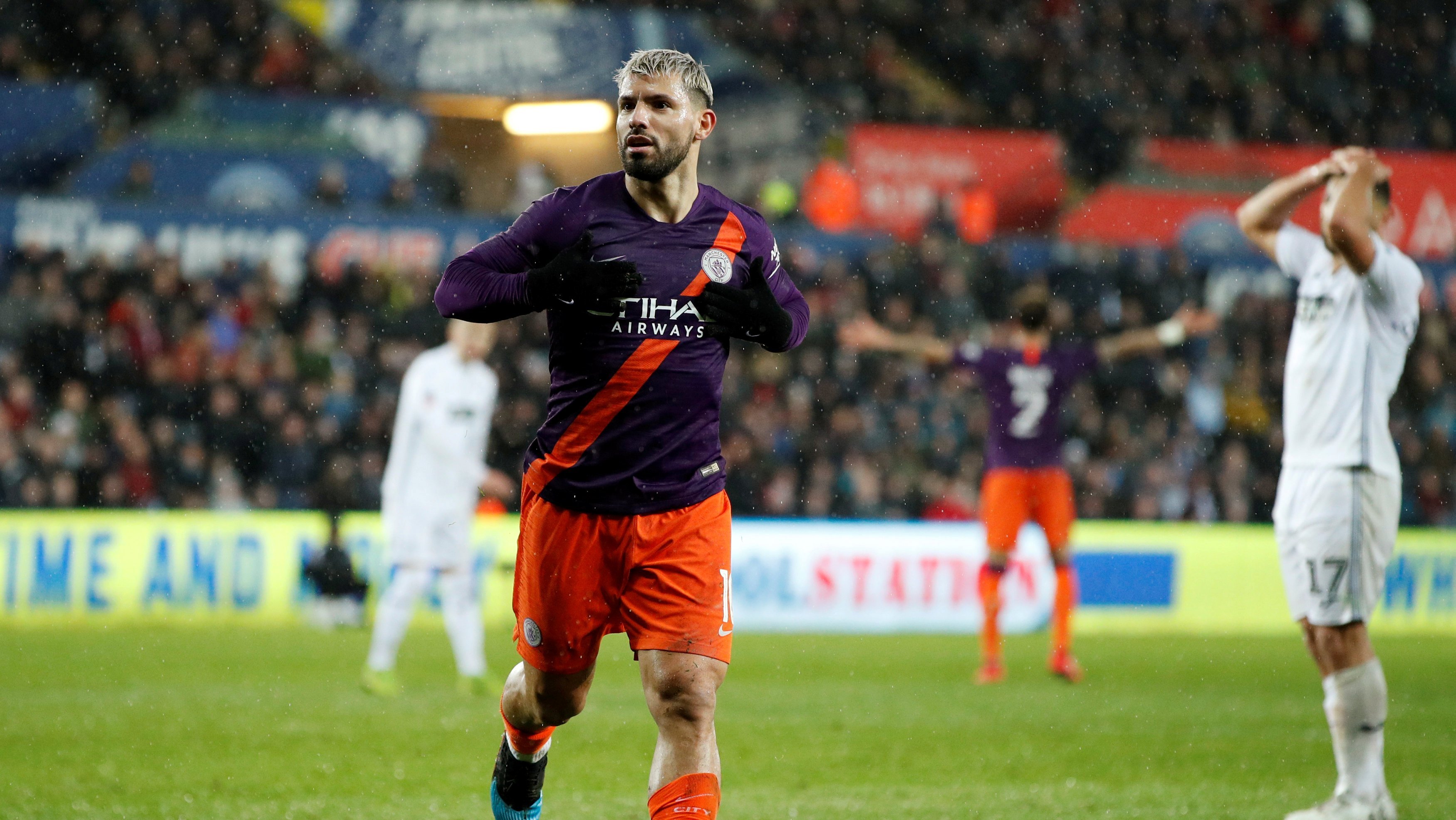 City përmbys Swansean për të arritur gjysmëfinalen e FA Cup, shkëlqen Celina