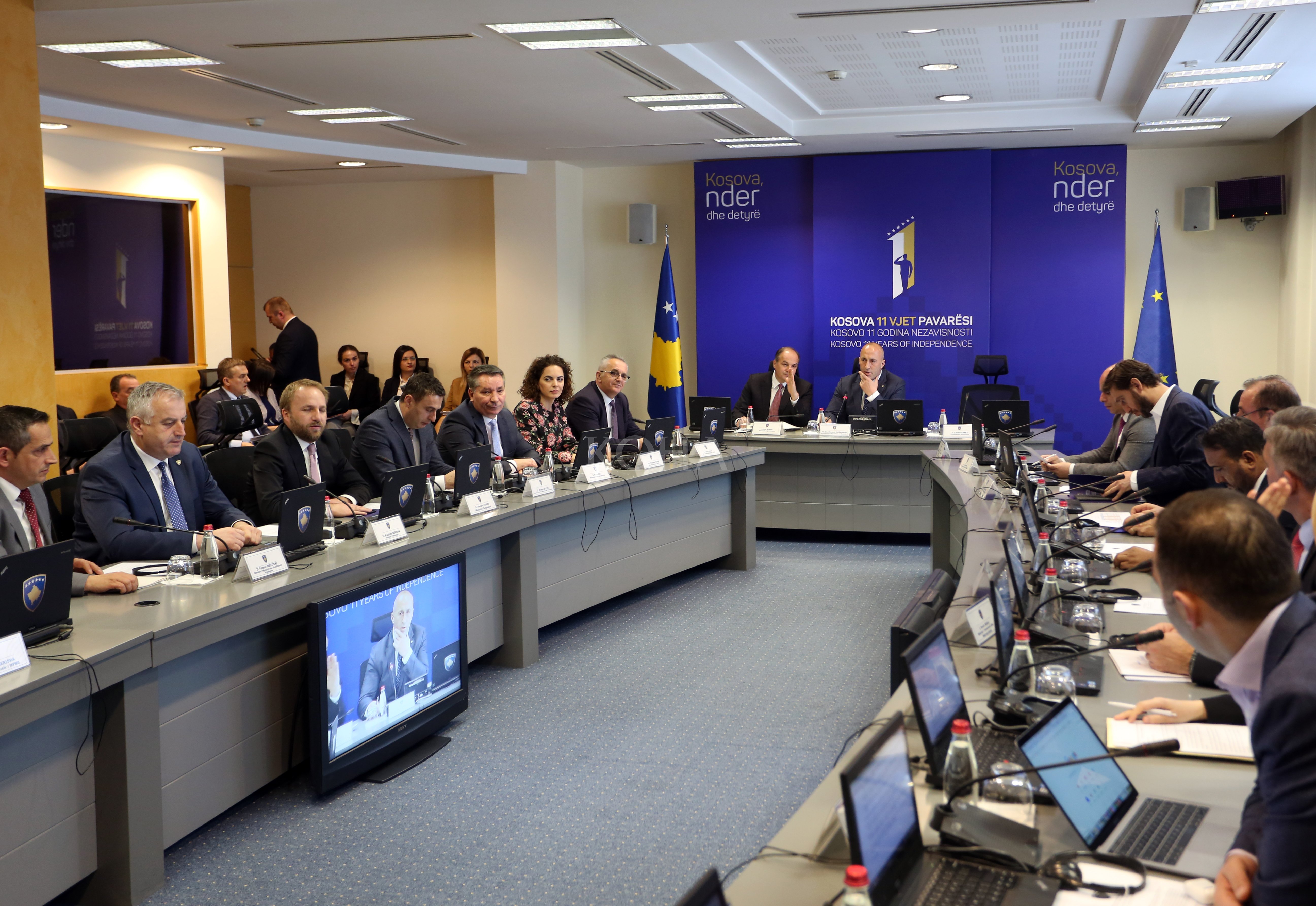 Qeveria miraton raportin e DASH-it për të drejtat e njeriut në Kosovë