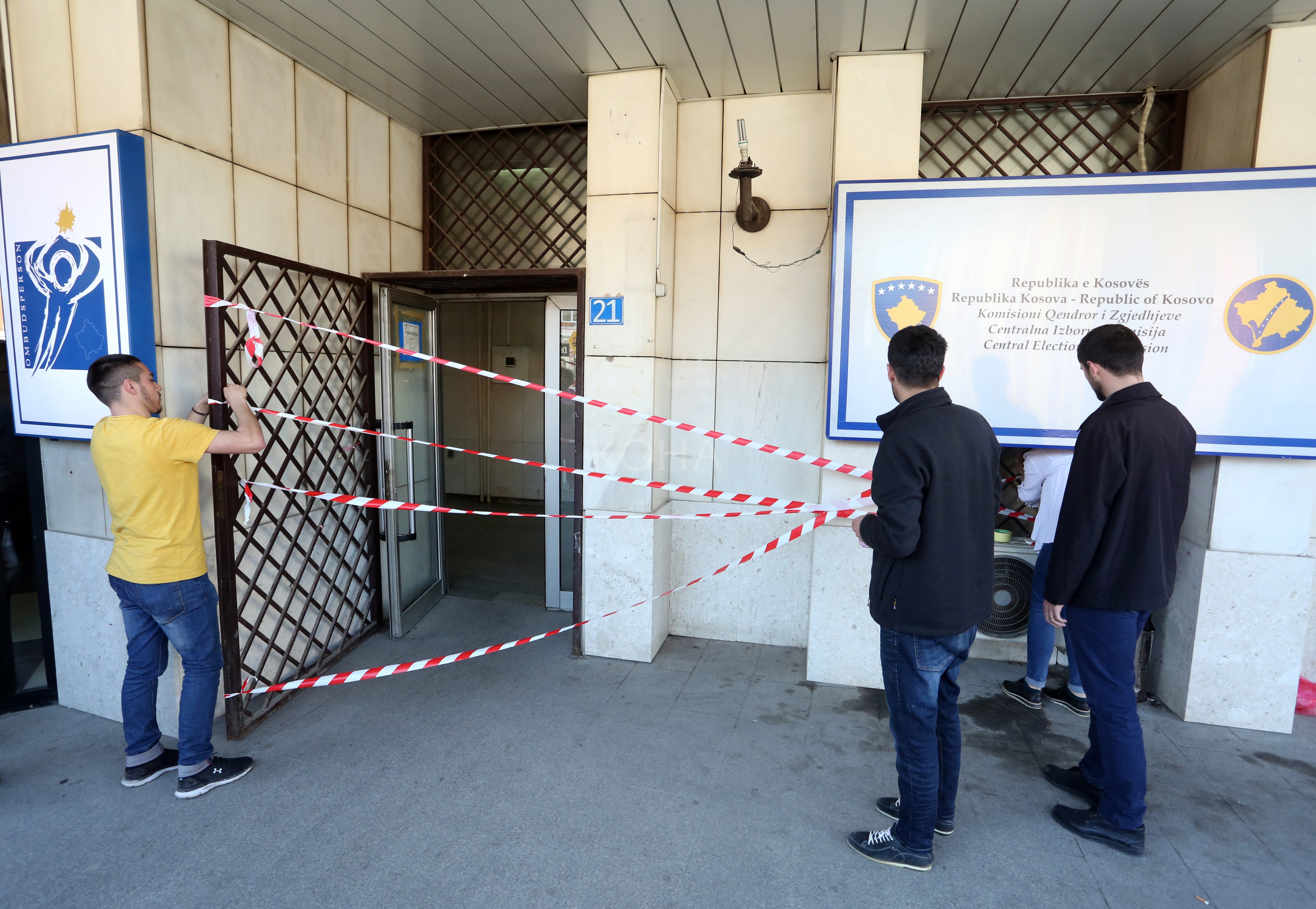 Vetëvendosje: Një vit bllokim i KQZ-së, një vit shkelje e Kushtetutës nga presidenti