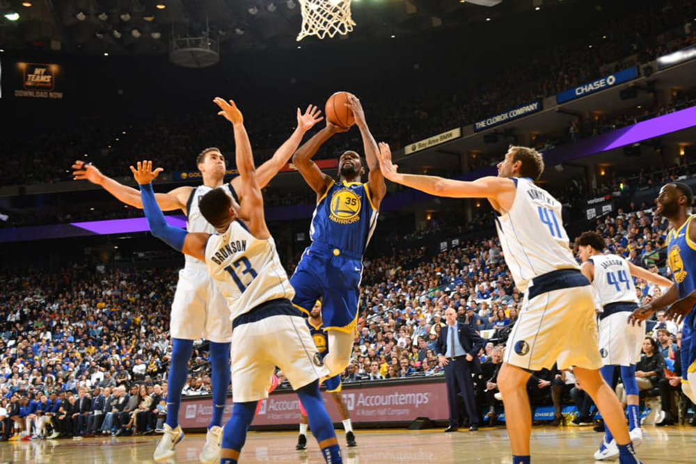 Golden State pëson humbjen më të thellë në shtëpi në 12 vite