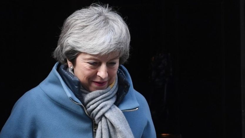 Theresa Mayit i kërkohet të japë dorëheqje për të kaluar marrëveshja