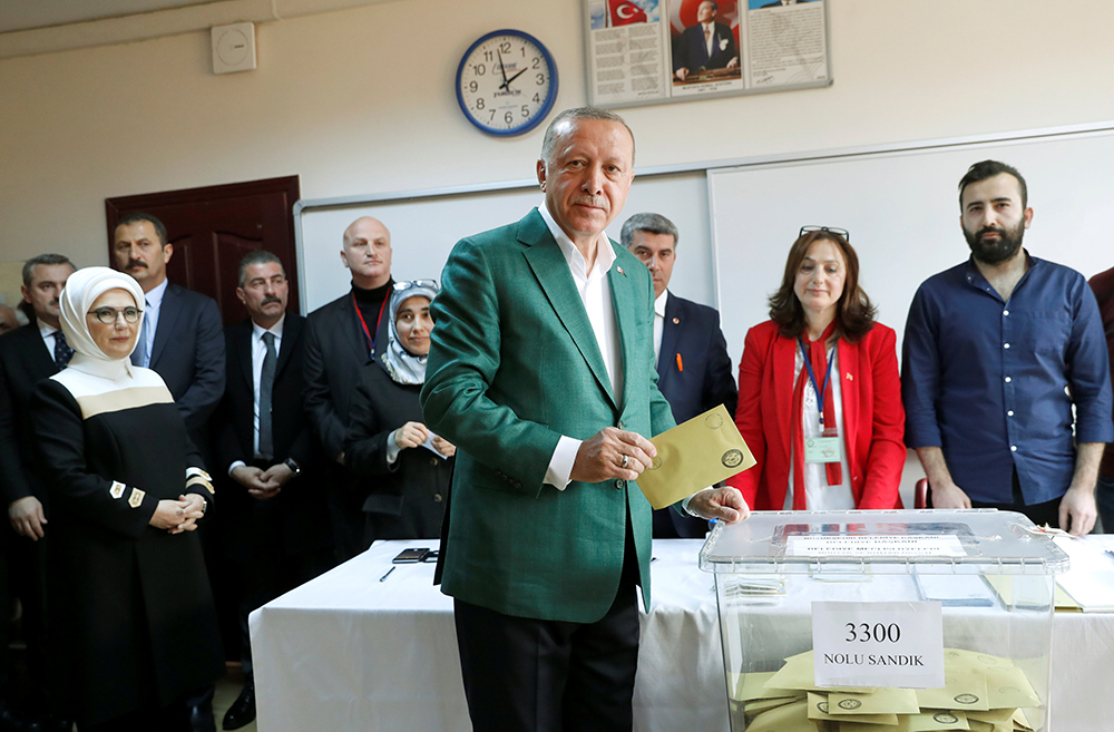 Erdogan humb qytetet kryesore në zgjedhjet lokale të Turqisë