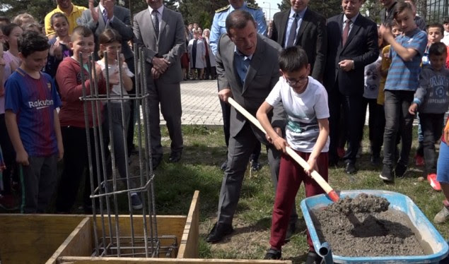Në Milloshevë të Obiliqit nis ndërtimi i sallës sportive