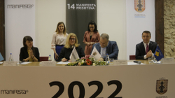 Është nënshkruar marrëveshja e Manifest 14 që do të mbahet në Prishtinë
