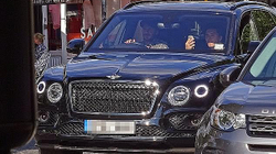 David Beckhamit i ndalohet vozitja për shkak të përdorimit të telefonit gjatë vozitjes