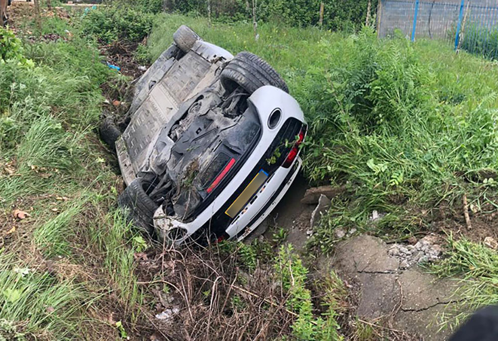 Një 44 vjeçar nga Kosova aksidentohet në Shqipëri, jashtë rrezikut për jetë