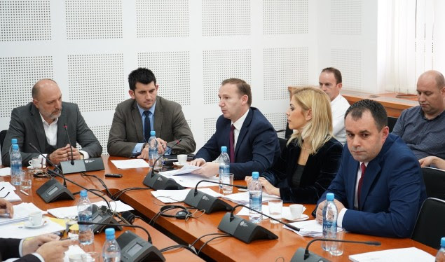 Organizata dhe media fiktive kanë përfituar miliona euro nga PTK-ja