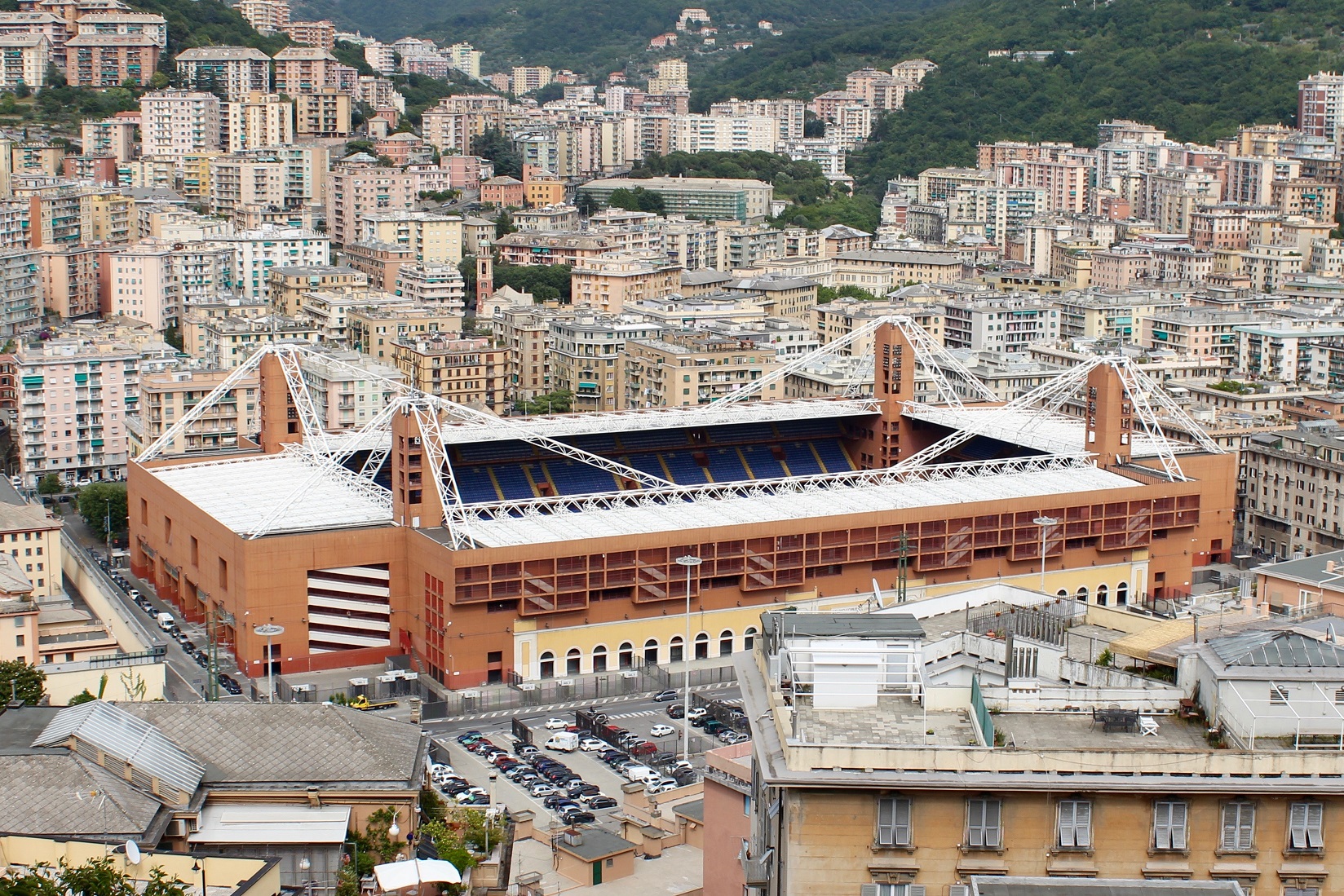 Stadiumi i Genoas, Luigi Ferraris. Foto: Wikipedia