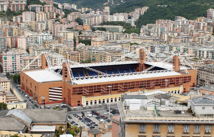 Stadiumi i Genoas, Luigi Ferraris. Foto: Wikipedia