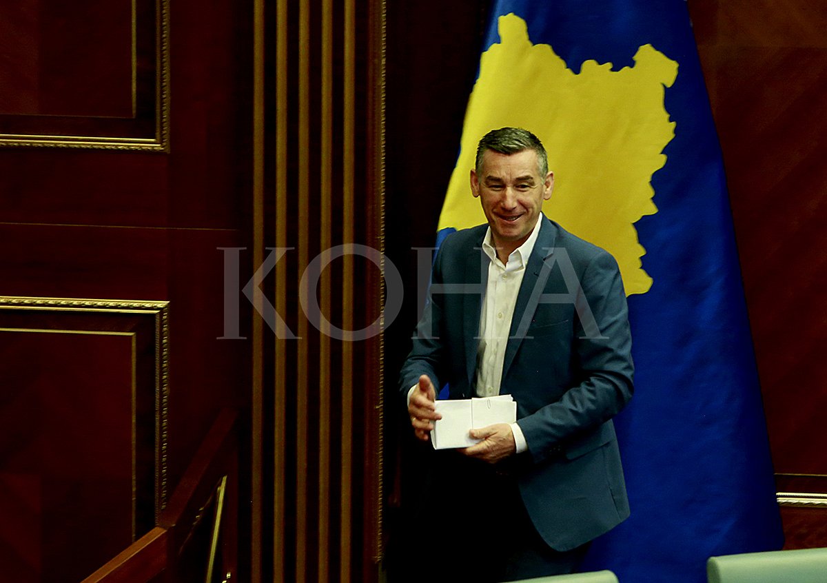 Veseli thotë se Kosova ka kapacitet t’i arrestojë kryerësit serbë të krimeve