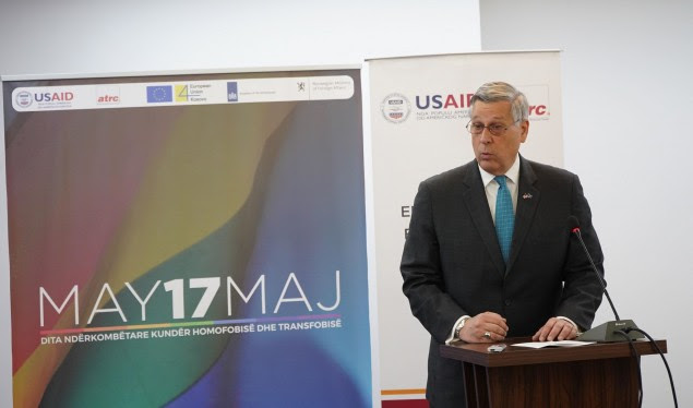 Kosnett: Komuniteti LGBTI ende lufton për pranim më të gjerë në shoqëri