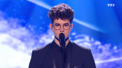 Gjon Muharremaj ngre në këmbë jurinë dhe publikun në “The Voice” të Francës